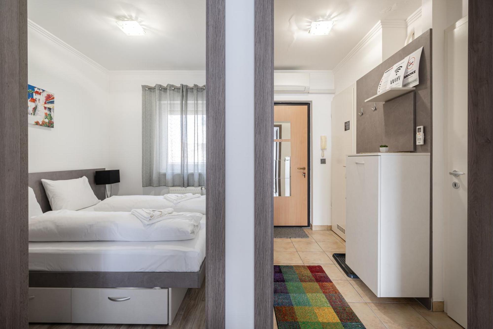 Mystic Meadows Apartament *